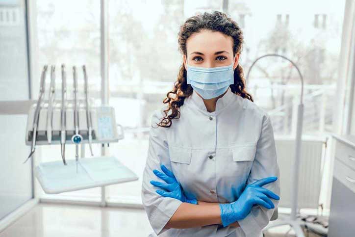 Quelles mesures les cliniques dentaires ont-elles prises pour s’ajuster à la COVID-19 ?